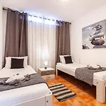 One Of A Kind With Wi-fi, Private Pool & Bbq By 360 Estates
