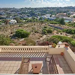 Apartmán One Of A Kind With Wi-fi, Private Pool & Bbq By 360 Estates