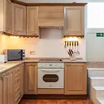 One Of A Kind With Wi-fi, Private Pool & Bbq By 360 Estates