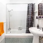 Apartmán One Of A Kind With Wi-fi, Private Pool & Bbq By 360 Estates