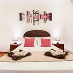One Of A Kind With Wi-fi, Private Pool & Bbq By 360 Estates *