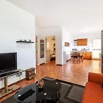 One Of A Kind With Wi-fi, Private Pool & Bbq By 360 Estates