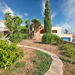 One Of A Kind With Wi-fi, Private Pool & Bbq By 360 Estates Mellieħa