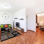 Apartmán One Of A Kind With Wi-fi, Private Pool & Bbq By 360 Estates